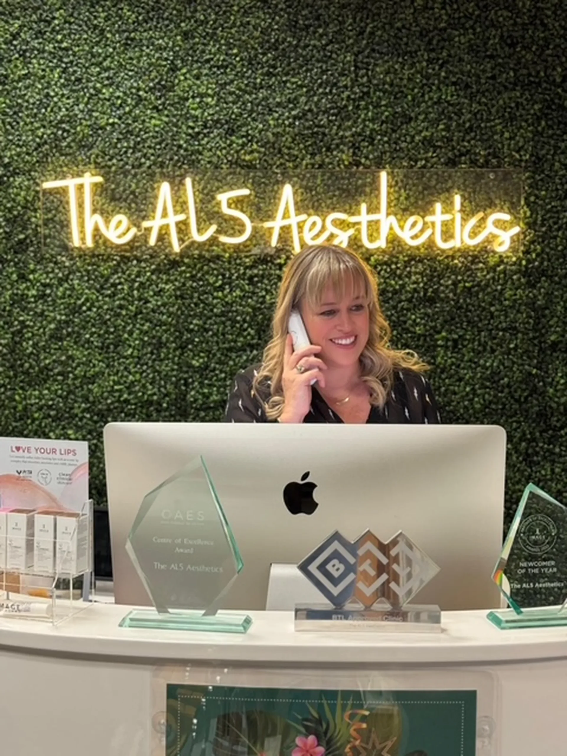 Reception at The AL5 Aesthetics clinic in Harpenden